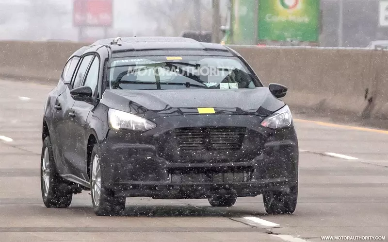 Spy shot of the 2022 Ford Transit Connect