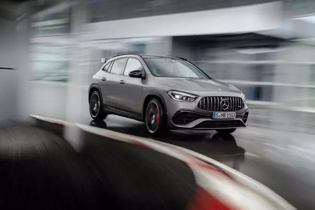 2021 Mercedes-AMG GLA45 with 382 hp enters the race.