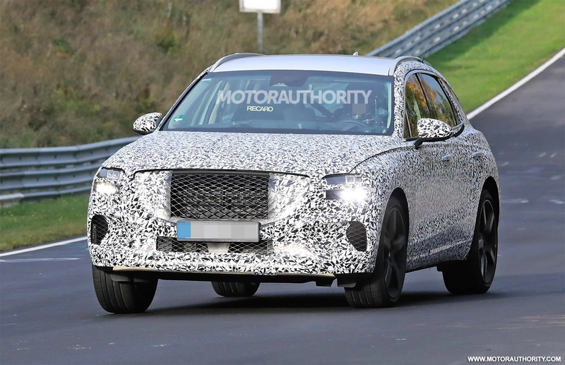 2022 Genesis GV70 spy shots and video