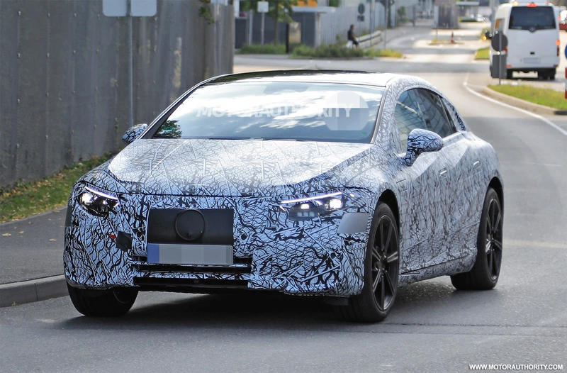 2021 Mercedes-Benz EQS Spyshot.