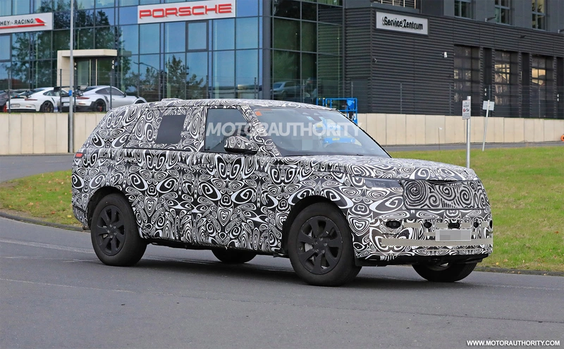 Spy shots of the 2022 Land Rover Range Rover Long Wheelbase: the elongated SUV is taking shape