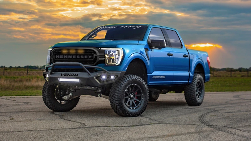 The supercharged Hennessey Venom 800, based on the Ford F-150, aims to surpass the Ram 1500TRX in 2021.