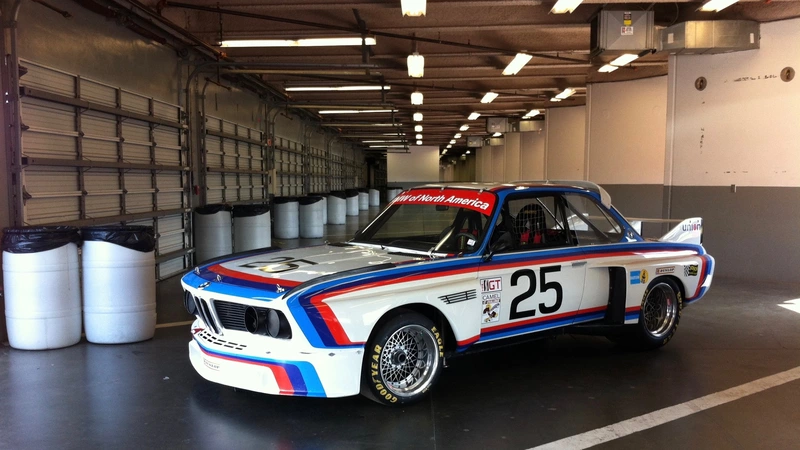 BMW 3.0 CSL "Batmobile" E9 - automotive icon