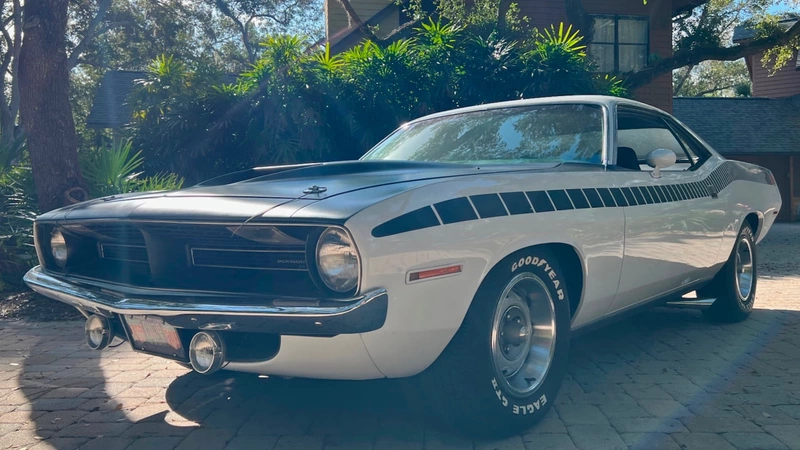 1970 Plymouth AAR 'Cuda, of transom racing fame, sold at auction for $90,200.