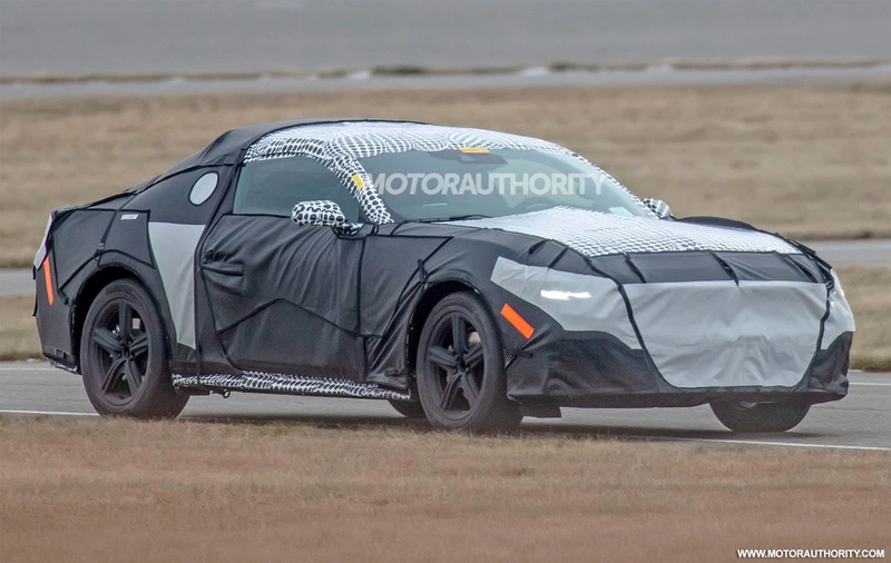 Ford Mustang 2024 spy shots: a first look at the updated pony car.