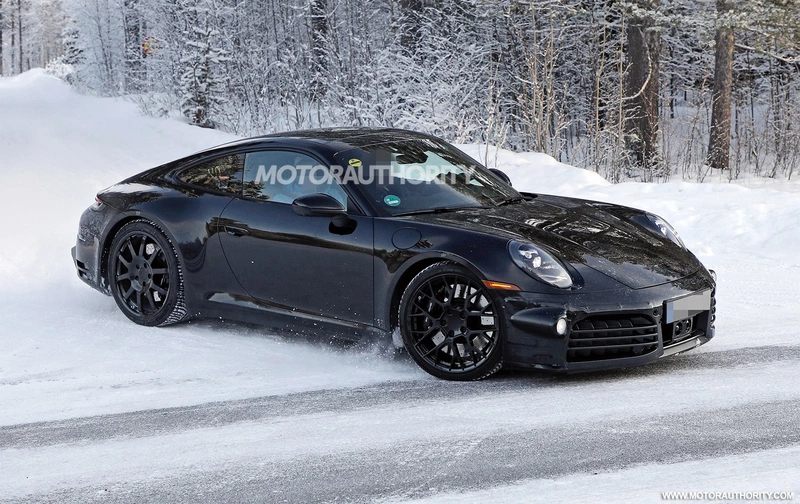 Spy shots of the 2024 Porsche 911: mid-cycle updates are just around the corner