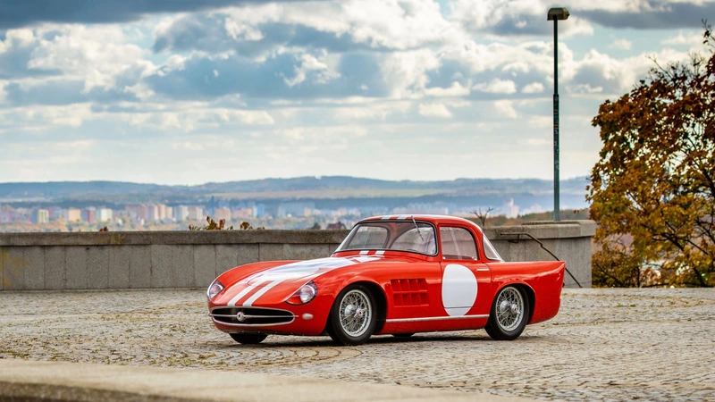 Skoda 1100 OHC coupe, restored using spare parts and digital modeling.