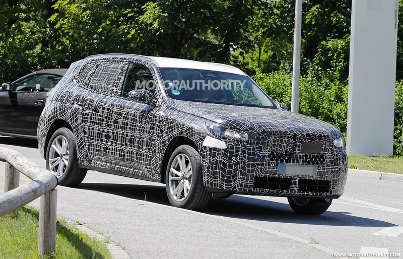 Spy shots of the 2025 BMW X3: a first look at the updated SUV