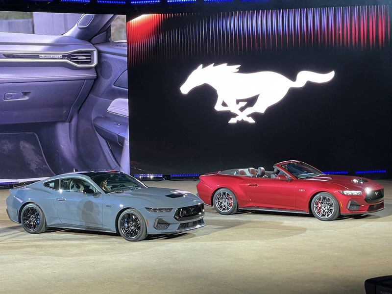 Preview 2024 Ford Mustang, the latest technology in a traditional pony car.