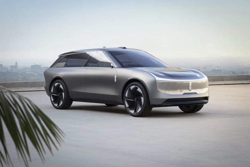 Lincoln to dealers: go electric or pull out now