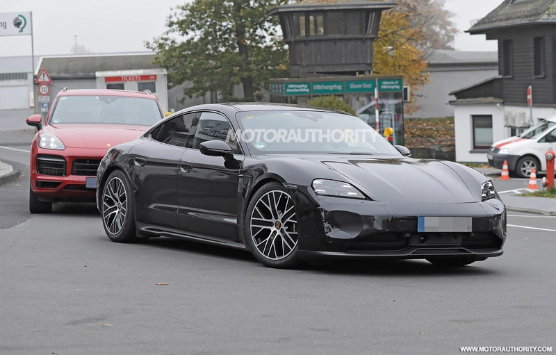 2024 Porsche Taikan spy shots: mid-cycle update