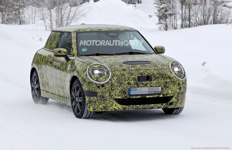 2025 Mini Cooper EV Spy Shots and Video