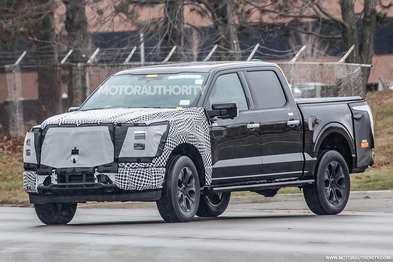 2024 Ford F-150, VW Type 2 Schlewagen: Automotive News Headlines